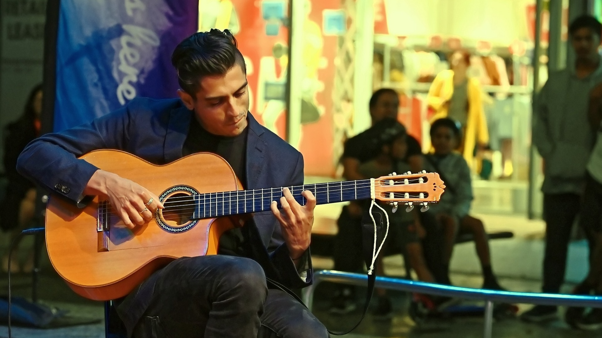City Sounds: Rodrigo Santiago, 14 February