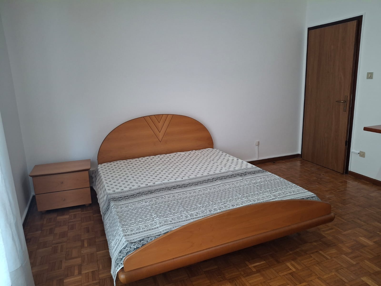 Proponiamo in affitto stanza singola per studenti a pochi minuti dal centro