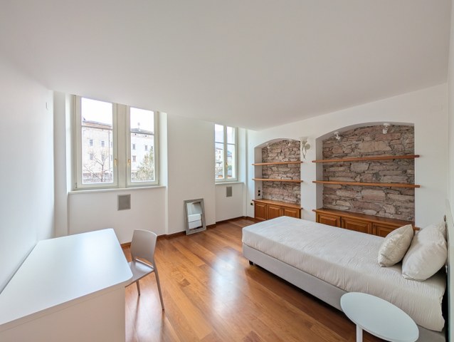 Ampie stanze singole in un appartamento incredibile!