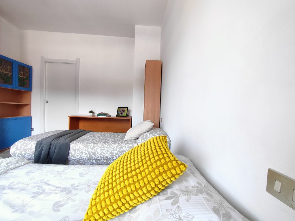 Posto letto in camera doppia nel cuore di Varese